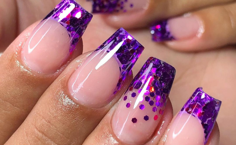 50 overwhelming encapsulated nail ideas to get inspired