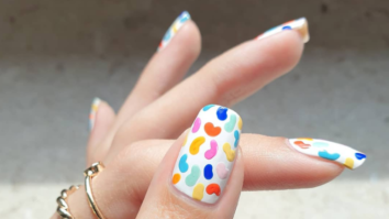 60 ideas of decorated white nails and tutorials to innovate with style