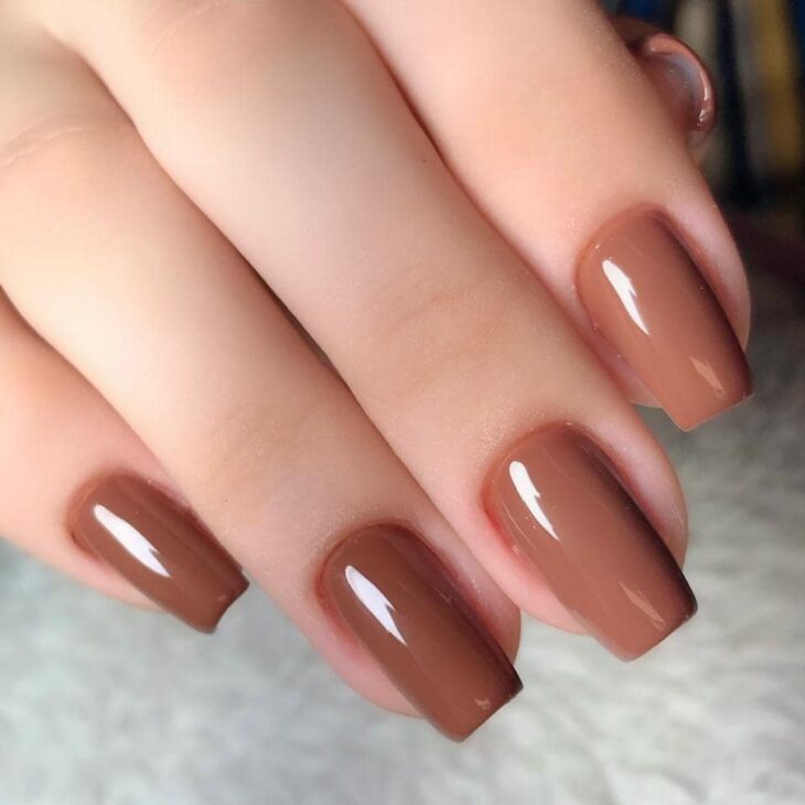 brown nails 16
