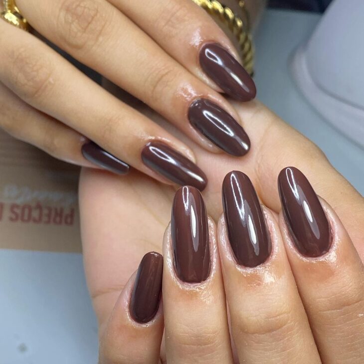 brown nails 22