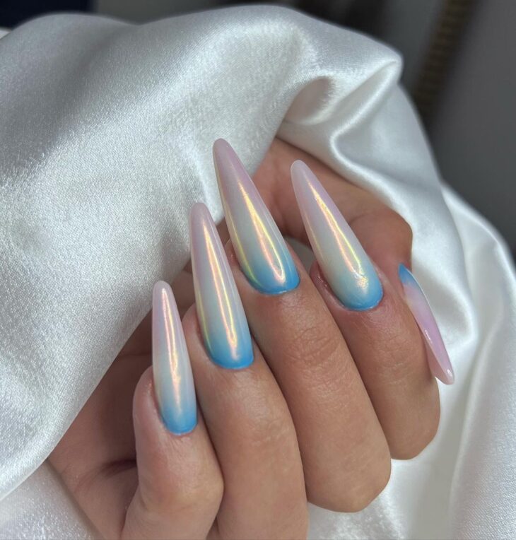 white and blue acrylic nails